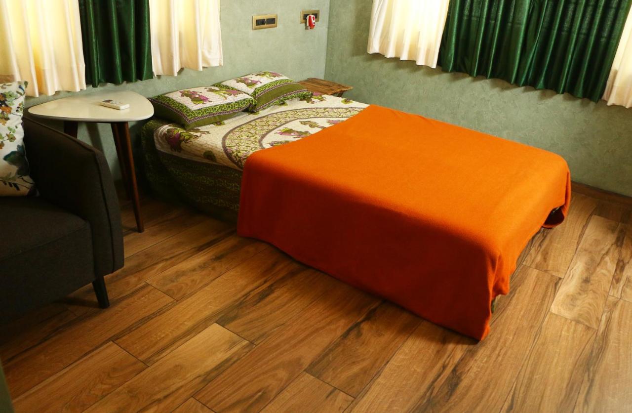 Penthouse 2Bhk With Bathtub And Terrace Pondicherry Exterior foto