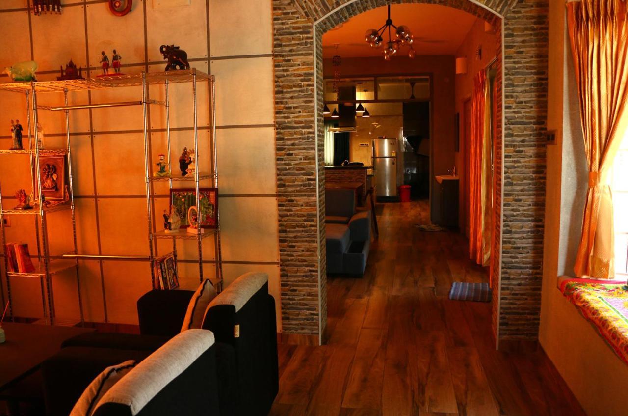 Penthouse 2Bhk With Bathtub And Terrace Pondicherry Exterior foto